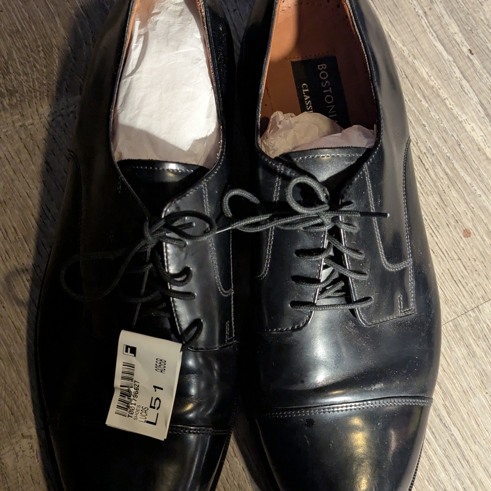 Bostonian Black Cap-Toe Oxford Shoes